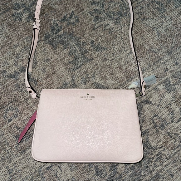 kate spade Handbags - Kate Spade Madelyne crossbody handbag